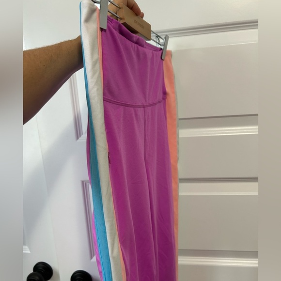 Lilly Pulitzer Striped Amethyst Weekender Luxletic Leggings - Picture 5 of 7